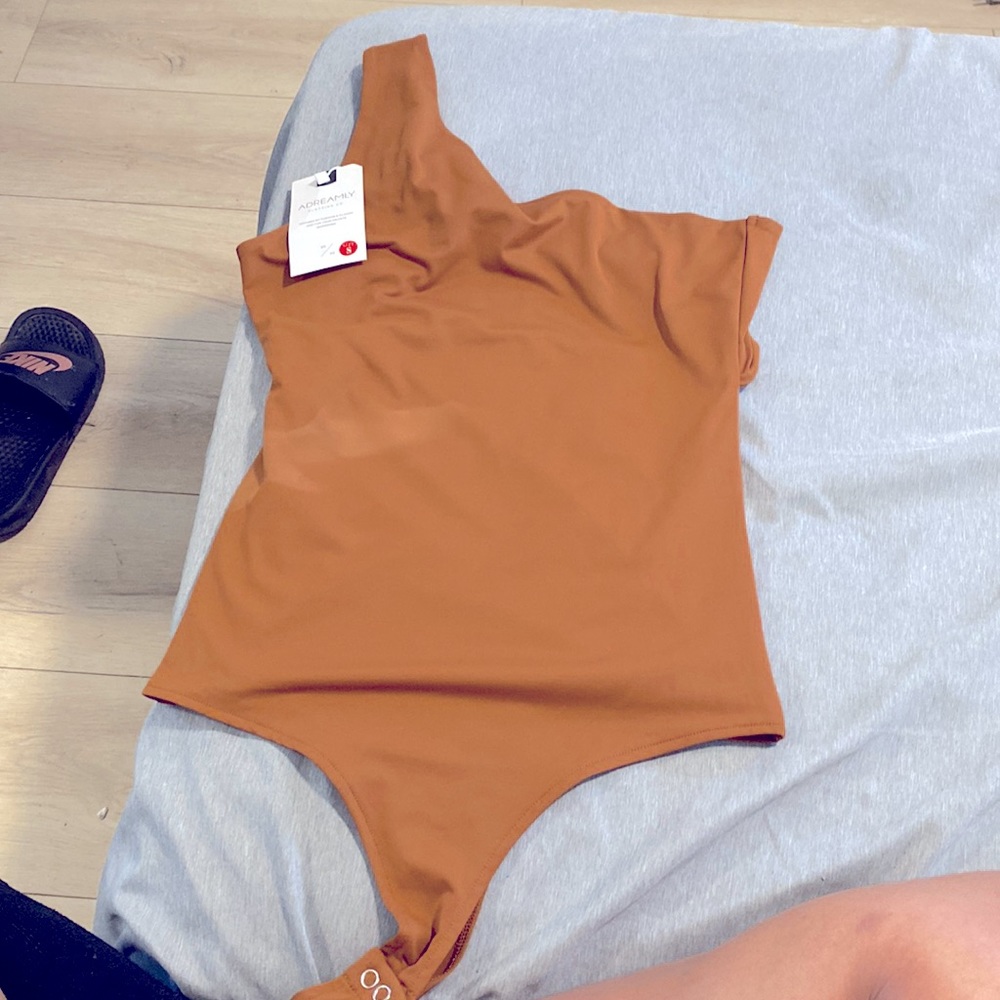 Adreamly brown one piece